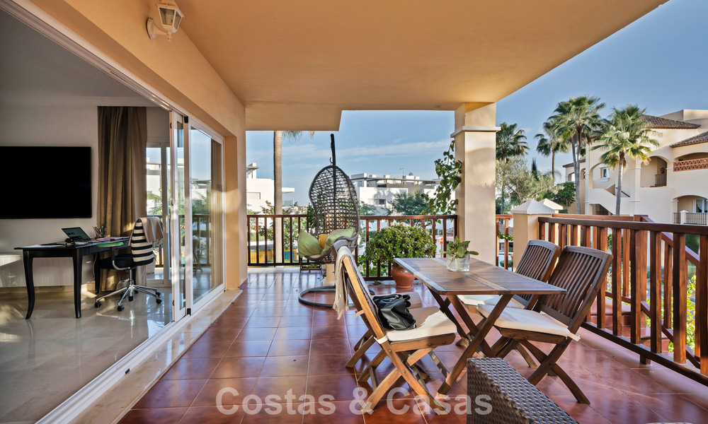 Appartements de luxe en première ligne de golf à vendre dans la zone de Marbella - Estepona 805602