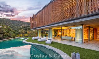 Villa de luxe ultramoderne avec vue imprenable à vendre dans le quartier exclusif d'El Madroñal, Benahavis - Marbella 780604 