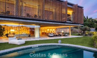 Villa de luxe ultramoderne avec vue imprenable à vendre dans le quartier exclusif d'El Madroñal, Benahavis - Marbella 780605 