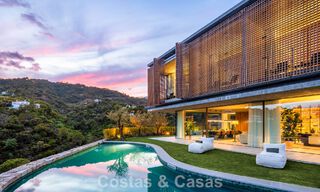 Villa de luxe ultramoderne avec vue imprenable à vendre dans le quartier exclusif d'El Madroñal, Benahavis - Marbella 780606 