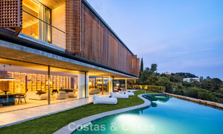 Villa de luxe ultramoderne avec vue imprenable à vendre dans le quartier exclusif d'El Madroñal, Benahavis - Marbella 780607 