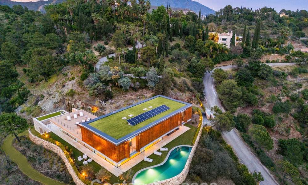 Villa de luxe ultramoderne avec vue imprenable à vendre dans le quartier exclusif d'El Madroñal, Benahavis - Marbella 780613