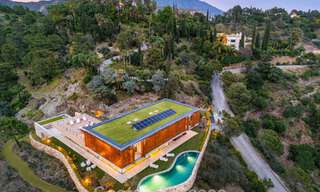 Villa de luxe ultramoderne avec vue imprenable à vendre dans le quartier exclusif d'El Madroñal, Benahavis - Marbella 780613 