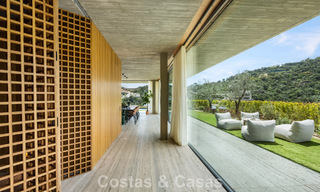 Villa de luxe ultramoderne avec vue imprenable à vendre dans le quartier exclusif d'El Madroñal, Benahavis - Marbella 780638 