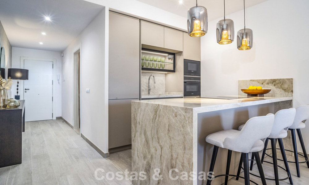 Appartement rénové de 3 chambres avec jardin à distance de marche de Puerto Banus à Nueva Andalucia, Marbella 780673
