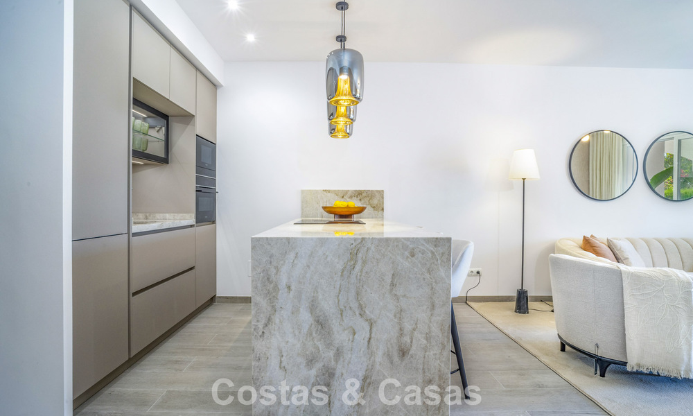 Appartement rénové de 3 chambres avec jardin à distance de marche de Puerto Banus à Nueva Andalucia, Marbella 780689