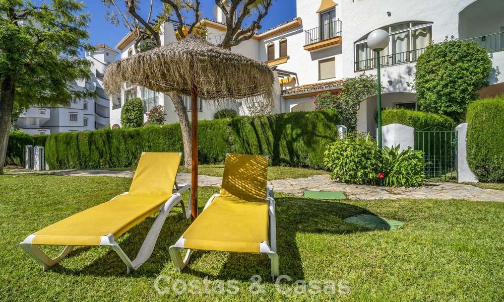 Appartement rénové de 3 chambres avec jardin à distance de marche de Puerto Banus à Nueva Andalucia, Marbella 780691
