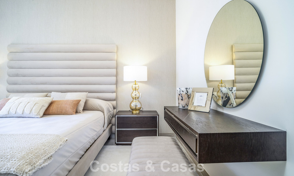 Appartement rénové de 3 chambres avec jardin à distance de marche de Puerto Banus à Nueva Andalucia, Marbella 780696