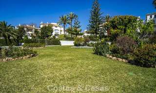 Appartement rénové de 3 chambres avec jardin à distance de marche de Puerto Banus à Nueva Andalucia, Marbella 780704 
