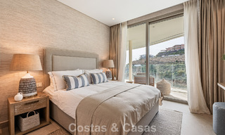 Appartement supérieur avec jardin et vue panoramique sur la mer à vendre à La Quinta, Marbella - Benahavis 780714 