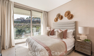 Appartement supérieur avec jardin et vue panoramique sur la mer à vendre à La Quinta, Marbella - Benahavis 780716 