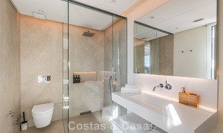 Penthouse moderne, prêt à emménager, avec vue sur la mer, à vendre, dans une resort de luxe près de Marbella 780741 