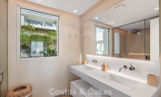 Penthouse moderne, prêt à emménager, avec vue sur la mer, à vendre, dans une resort de luxe près de Marbella 780744 