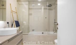 Appartement luxueux et moderne avec vue sur la mer à vendre directement sur la plage à Estepona, Costa del Sol 780788 