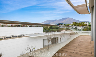 Appartement luxueux et moderne avec vue sur la mer à vendre directement sur la plage à Estepona, Costa del Sol 780794 
