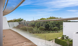 Appartement luxueux et moderne avec vue sur la mer à vendre directement sur la plage à Estepona, Costa del Sol 780795 