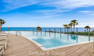Appartement luxueux et moderne avec vue sur la mer à vendre directement sur la plage à Estepona, Costa del Sol 780802 