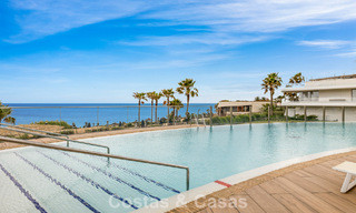 Appartement luxueux et moderne avec vue sur la mer à vendre directement sur la plage à Estepona, Costa del Sol 780804 