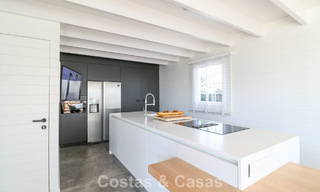 Villa méditerranéenne de plain-pied, prête à emménager, à vendre, dans un quartier de golf de Benahavis - Marbella 780816 