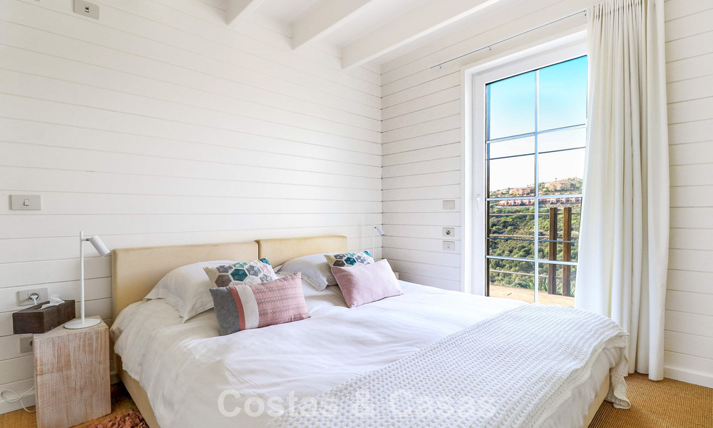 Villa méditerranéenne de plain-pied, prête à emménager, à vendre, dans un quartier de golf de Benahavis - Marbella 780821