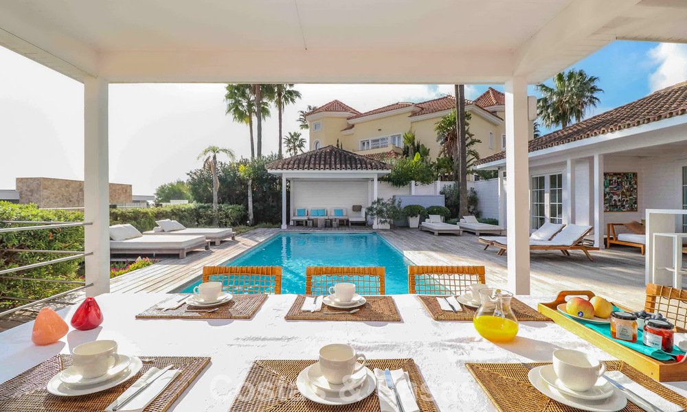 Villa méditerranéenne de plain-pied, prête à emménager, à vendre, dans un quartier de golf de Benahavis - Marbella 780835