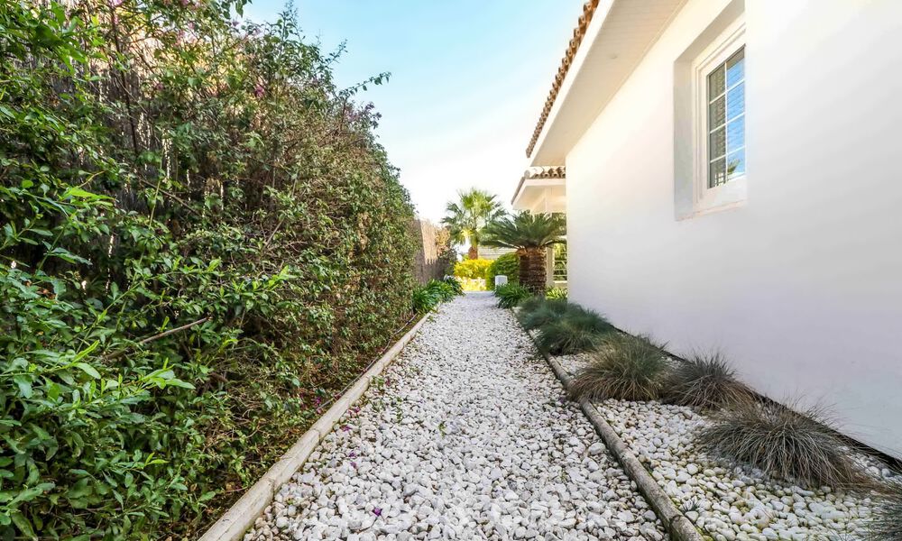 Villa méditerranéenne de plain-pied, prête à emménager, à vendre, dans un quartier de golf de Benahavis - Marbella 780841