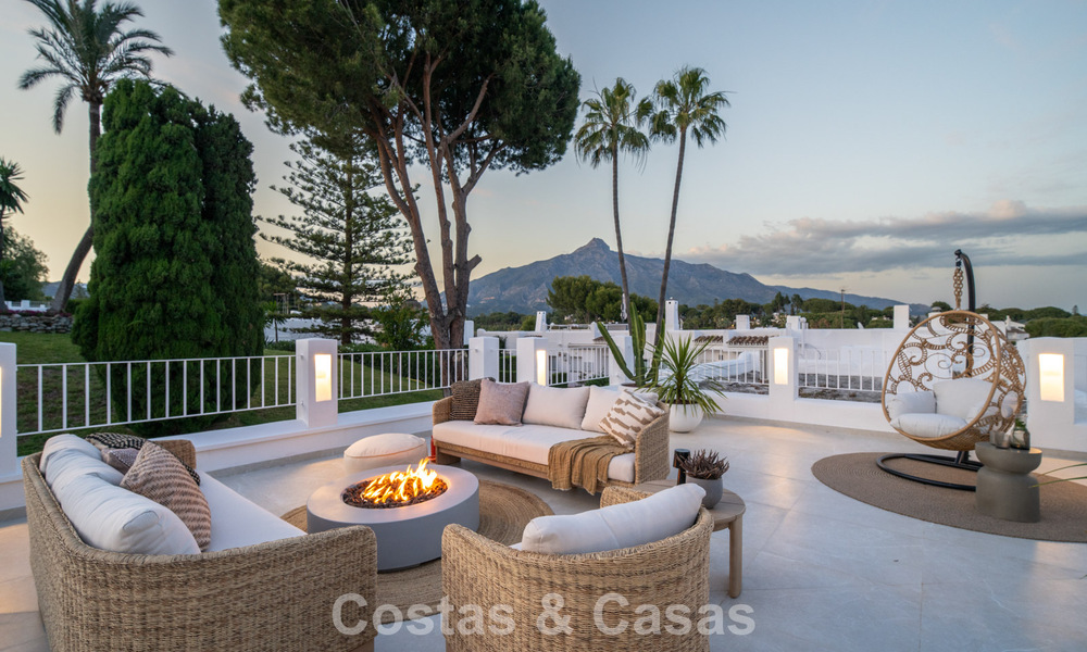 Maison de ville rénovée à vendre dans l'enclave de golf populaire d'Aloha Golf, Nueva Andalucia, Marbella 780846