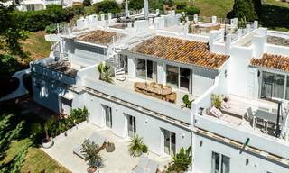 Maison de ville rénovée à vendre dans l'enclave de golf populaire d'Aloha Golf, Nueva Andalucia, Marbella 780850 