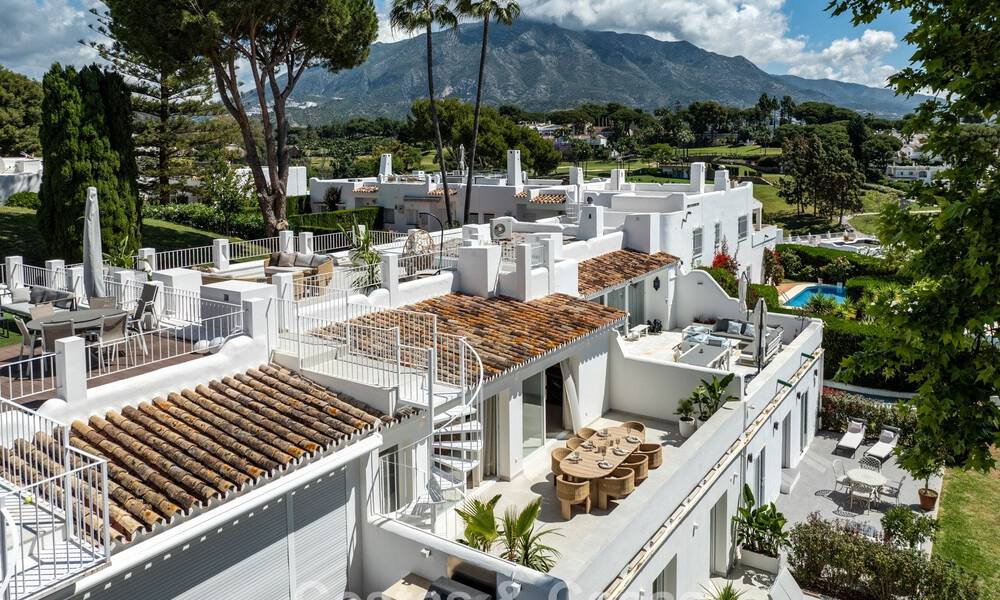 Maison de ville rénovée à vendre dans l'enclave de golf populaire d'Aloha Golf, Nueva Andalucia, Marbella 780853
