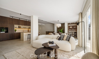 Maison de ville rénovée à vendre dans l'enclave de golf populaire d'Aloha Golf, Nueva Andalucia, Marbella 780861 