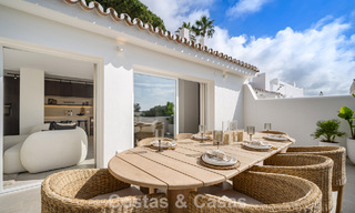 Maison de ville rénovée à vendre dans l'enclave de golf populaire d'Aloha Golf, Nueva Andalucia, Marbella 780866 