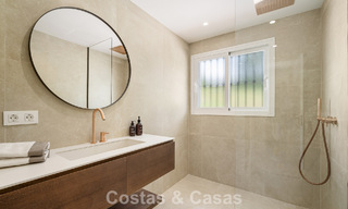 Maison de ville rénovée à vendre dans l'enclave de golf populaire d'Aloha Golf, Nueva Andalucia, Marbella 780870 