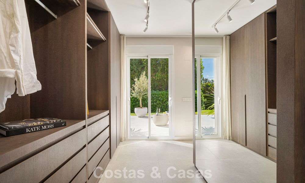 Maison de ville rénovée à vendre dans l'enclave de golf populaire d'Aloha Golf, Nueva Andalucia, Marbella 780879