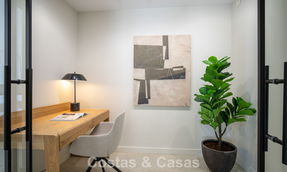 Maison de ville rénovée à vendre dans l'enclave de golf populaire d'Aloha Golf, Nueva Andalucia, Marbella 780886