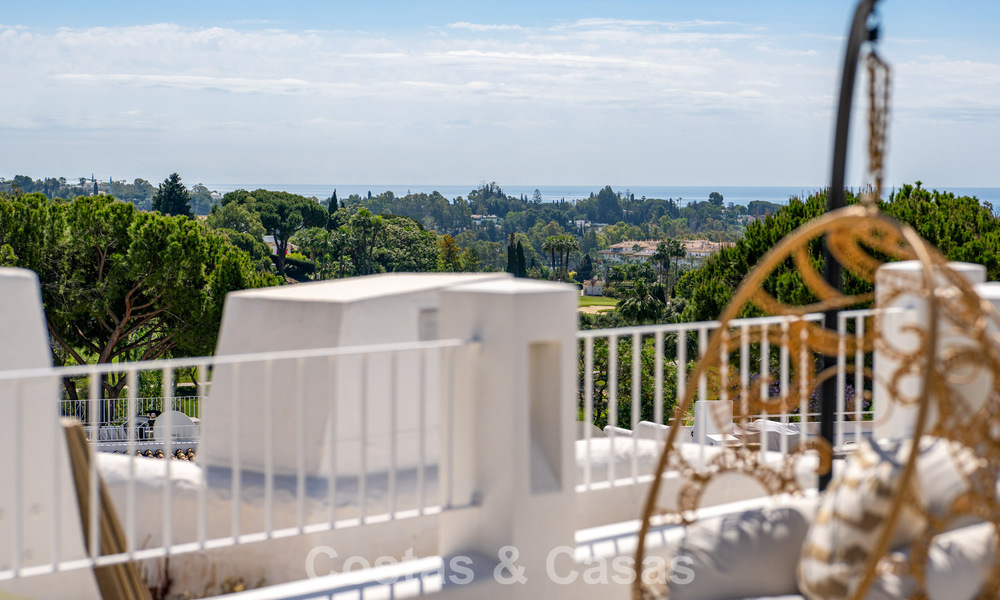 Maison de ville rénovée à vendre dans l'enclave de golf populaire d'Aloha Golf, Nueva Andalucia, Marbella 780899