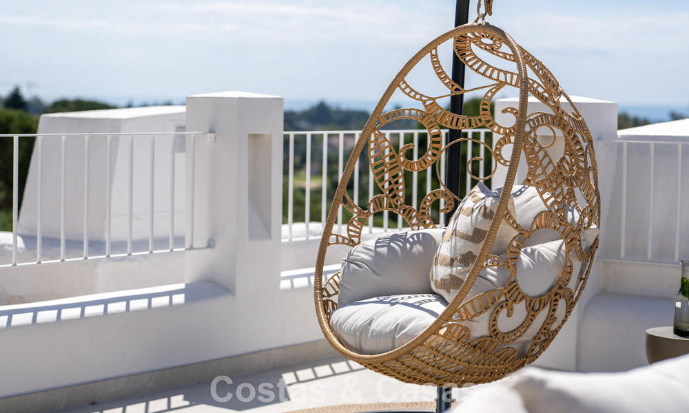 Maison de ville rénovée à vendre dans l'enclave de golf populaire d'Aloha Golf, Nueva Andalucia, Marbella 780900