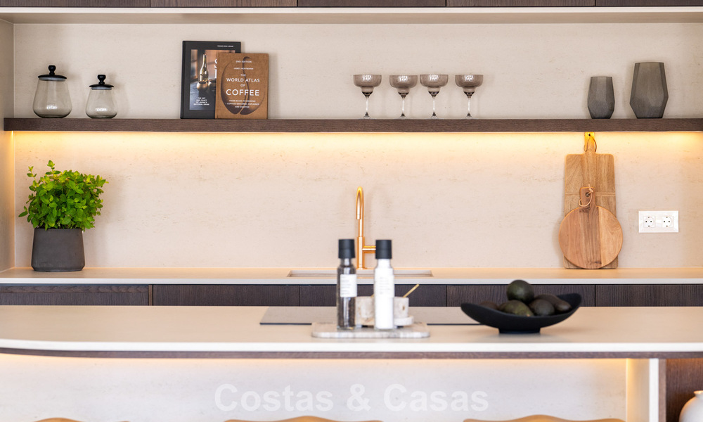 Maison de ville rénovée à vendre dans l'enclave de golf populaire d'Aloha Golf, Nueva Andalucia, Marbella 780901