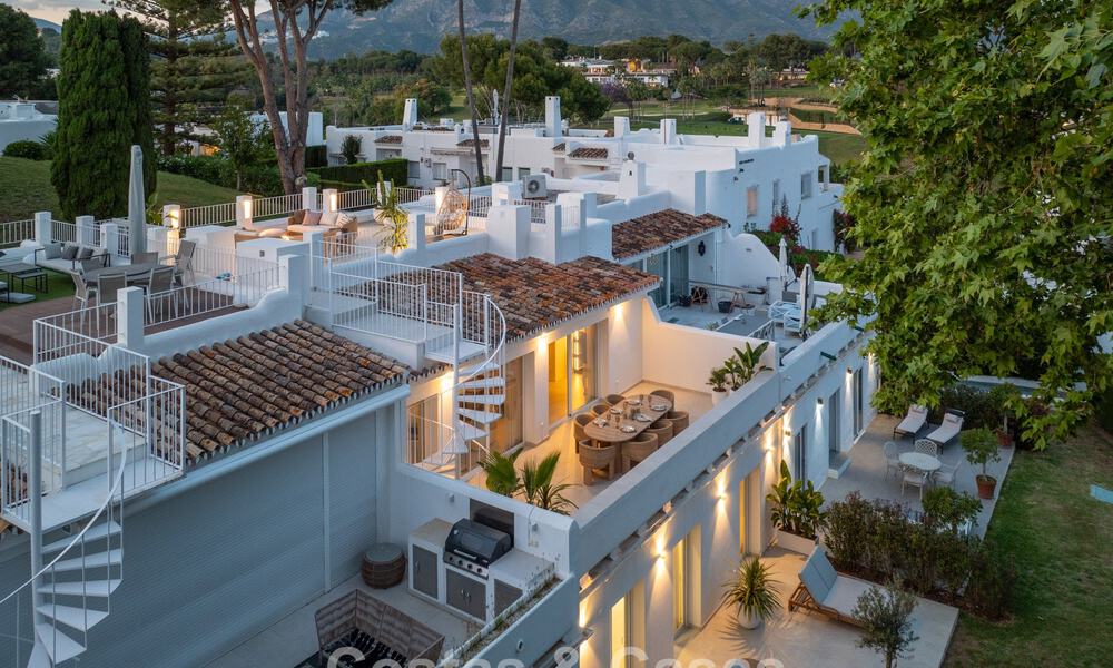 Maison de ville rénovée à vendre dans l'enclave de golf populaire d'Aloha Golf, Nueva Andalucia, Marbella 780904
