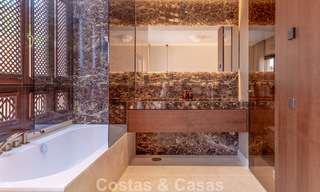 Luxueuse maison de ville rénovée de style méditerranéen à vendre sur le Golden Mile de Marbella 782951 