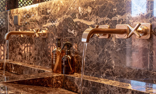 Luxueuse maison de ville rénovée de style méditerranéen à vendre sur le Golden Mile de Marbella 782952 