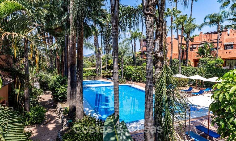 Luxueuse maison de ville rénovée de style méditerranéen à vendre sur le Golden Mile de Marbella 782968