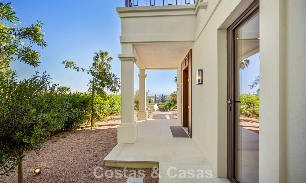 Villa de luxe de plain-pied, prête à emménager, à vendre dans la Vallée des Golfs de Nueva Andalucia, Marbella 780960