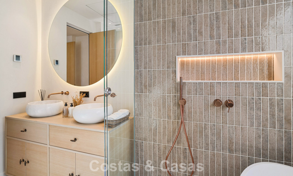 Villa de luxe de plain-pied, prête à emménager, à vendre dans la Vallée des Golfs de Nueva Andalucia, Marbella 781003