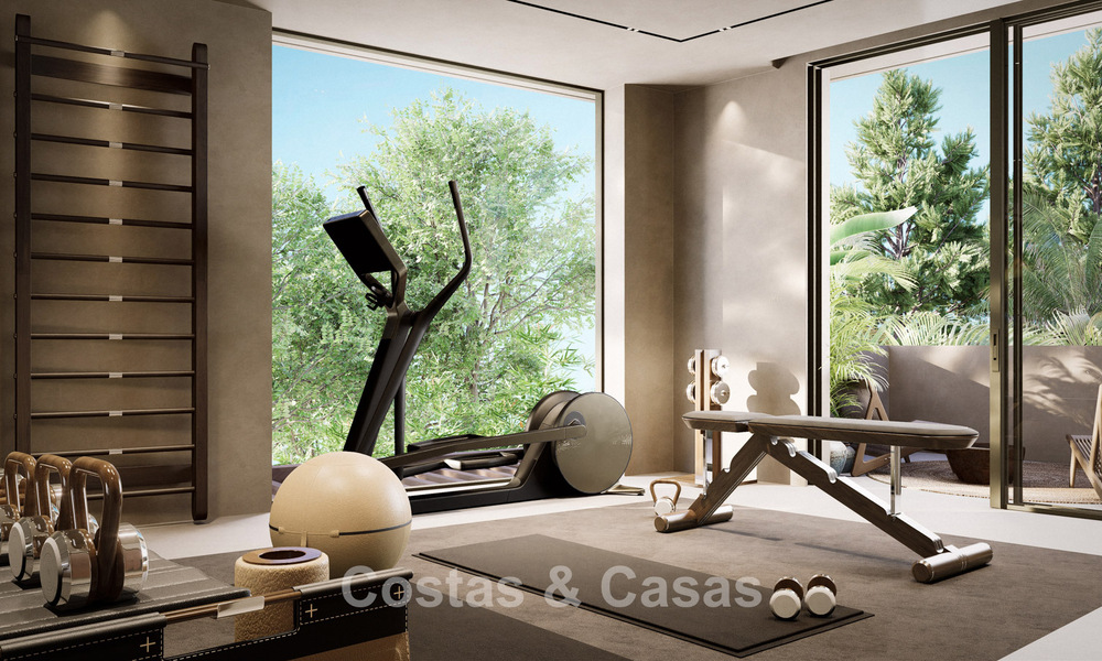 Villa exclusive rénovée à l'architecture sophistiquée à vendre dans le prestigieux quartier de Nueva Andalucia, Marbella 781045