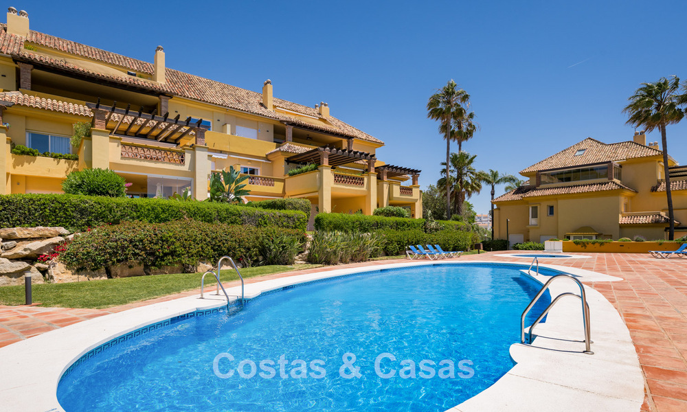 Luxueux appartement de 3 chambres avec vue directe sur la mer à vendre à l'est du centre de Marbella 780945