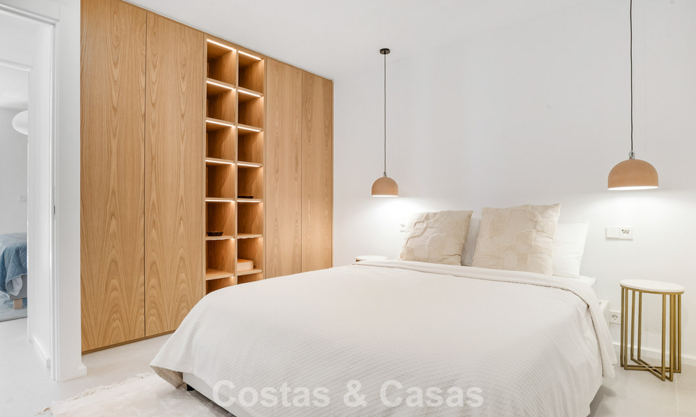 Appartement de plage, prêt à emménager, avec vue imprenable sur la mer, à vendre dans l'ouest d'Estepona 781072