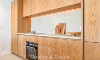 Appartement de plage, prêt à emménager, avec vue imprenable sur la mer, à vendre dans l'ouest d'Estepona 781082 