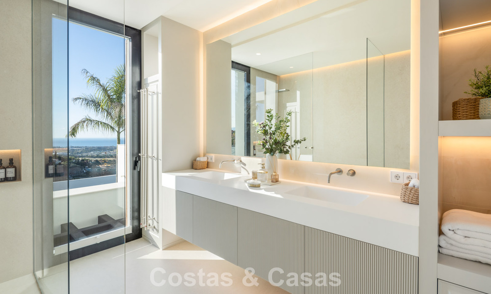 Villa de luxe exclusive à l'architecture andalouse moderne à vendre avec vue panoramique sur la mer à Marbella - Benahavis 781185
