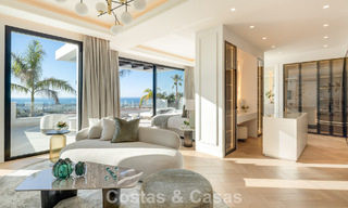 Villa de luxe exclusive à l'architecture andalouse moderne à vendre avec vue panoramique sur la mer à Marbella - Benahavis 781187 