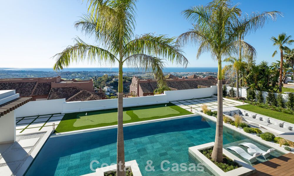 Villa de luxe exclusive à l'architecture andalouse moderne à vendre avec vue panoramique sur la mer à Marbella - Benahavis 781193